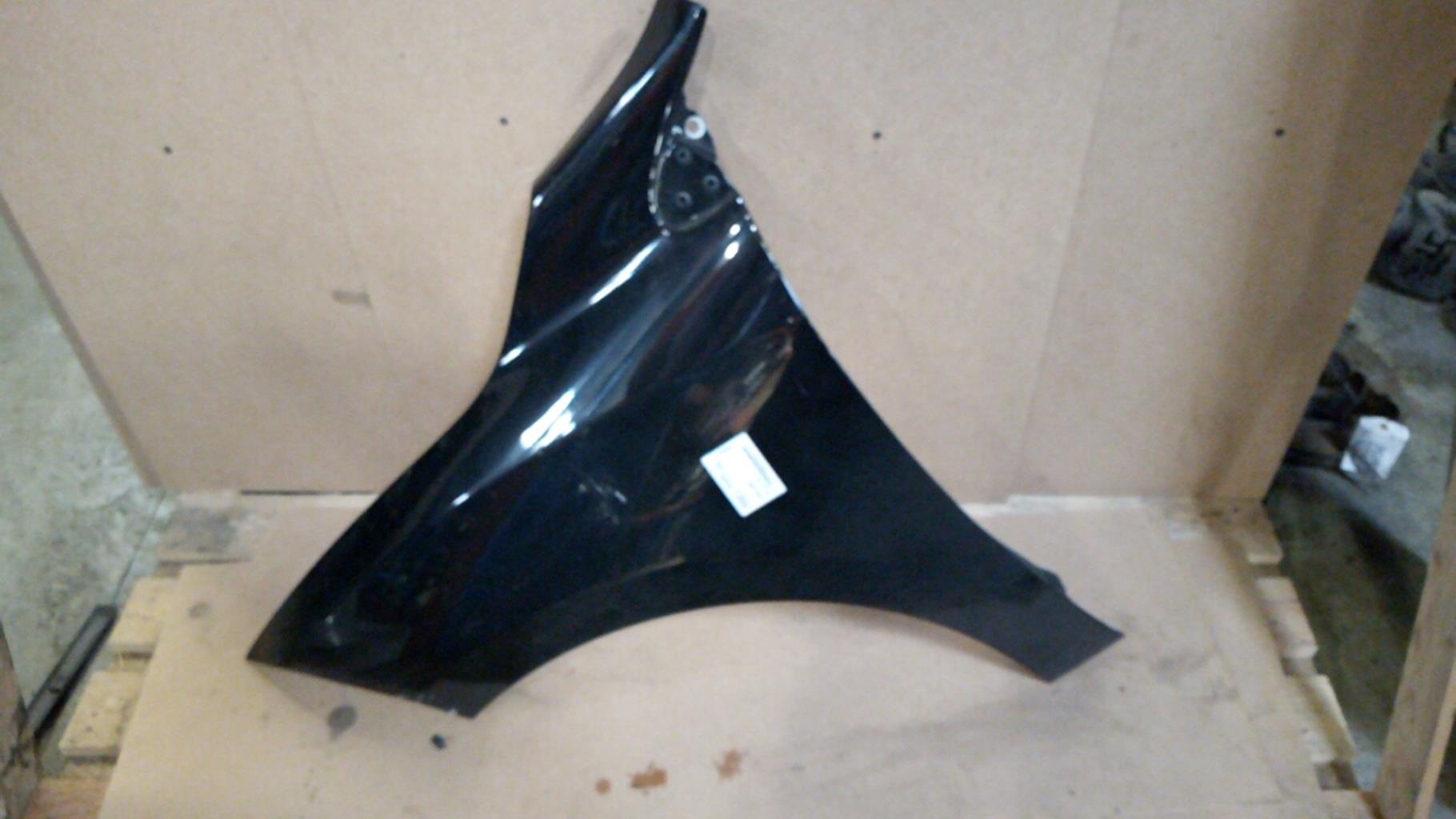 Parafango anteriore sinistro RENAULT MEGANE 3 PHASE 2 Diésel - 1