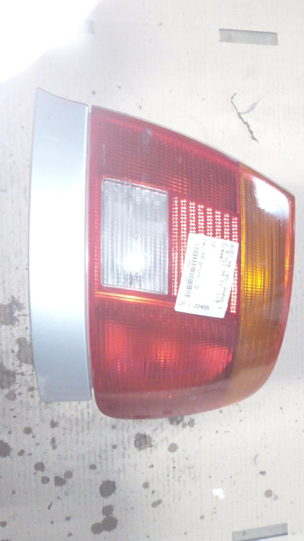 Fanale posteriore principale destro (luci) AUDI A4 1 PHASE 1 Diésel - 1