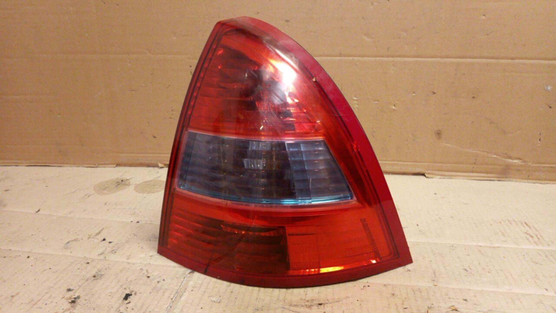 Fanale posteriore principale destro (luci) CITROEN C5 1 PHASE 2 Gasolina - 1