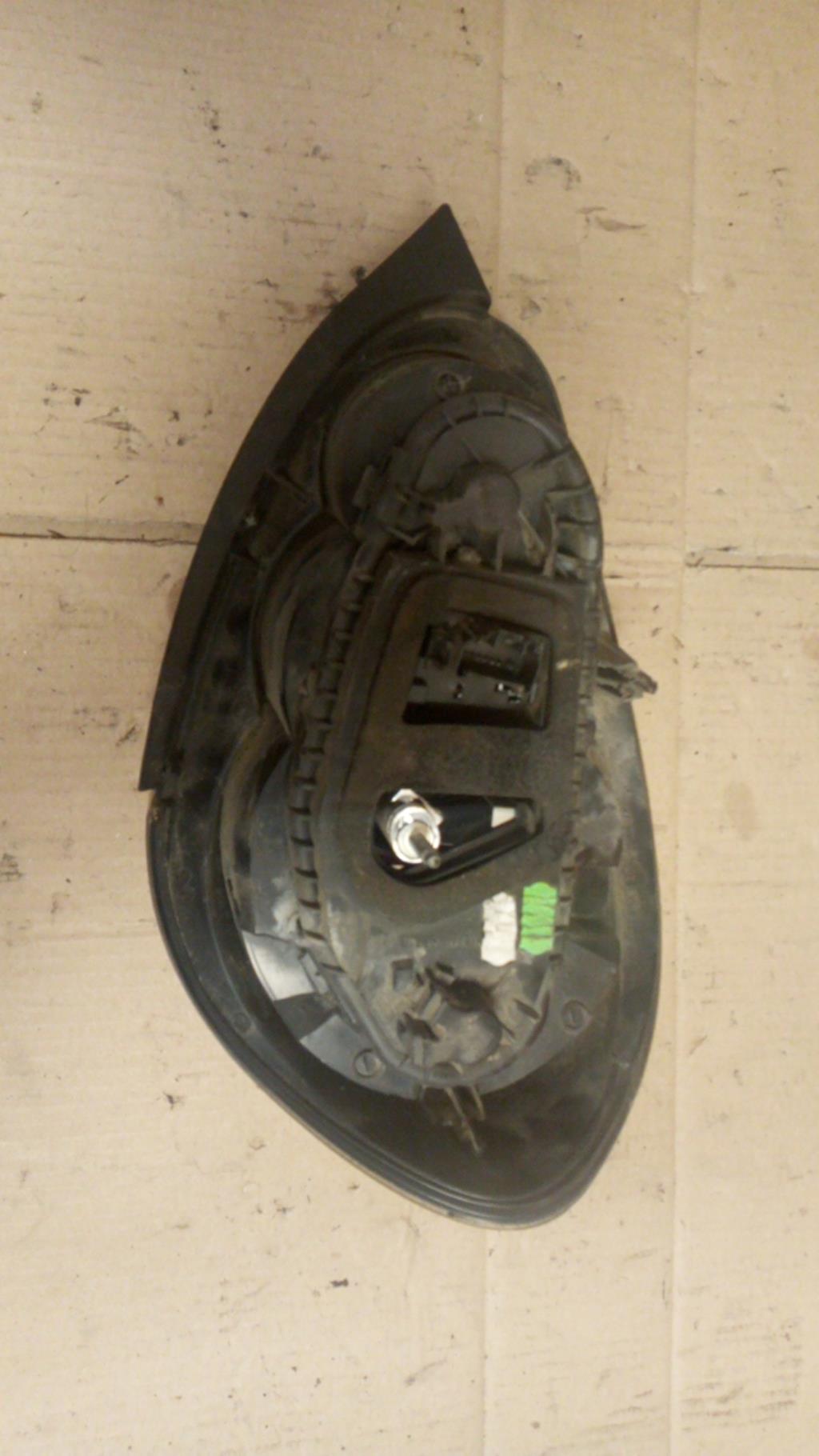 Fanale posteriore principale destro (luci) TOYOTA AYGO 1 PHASE 2 Gasolina - 1