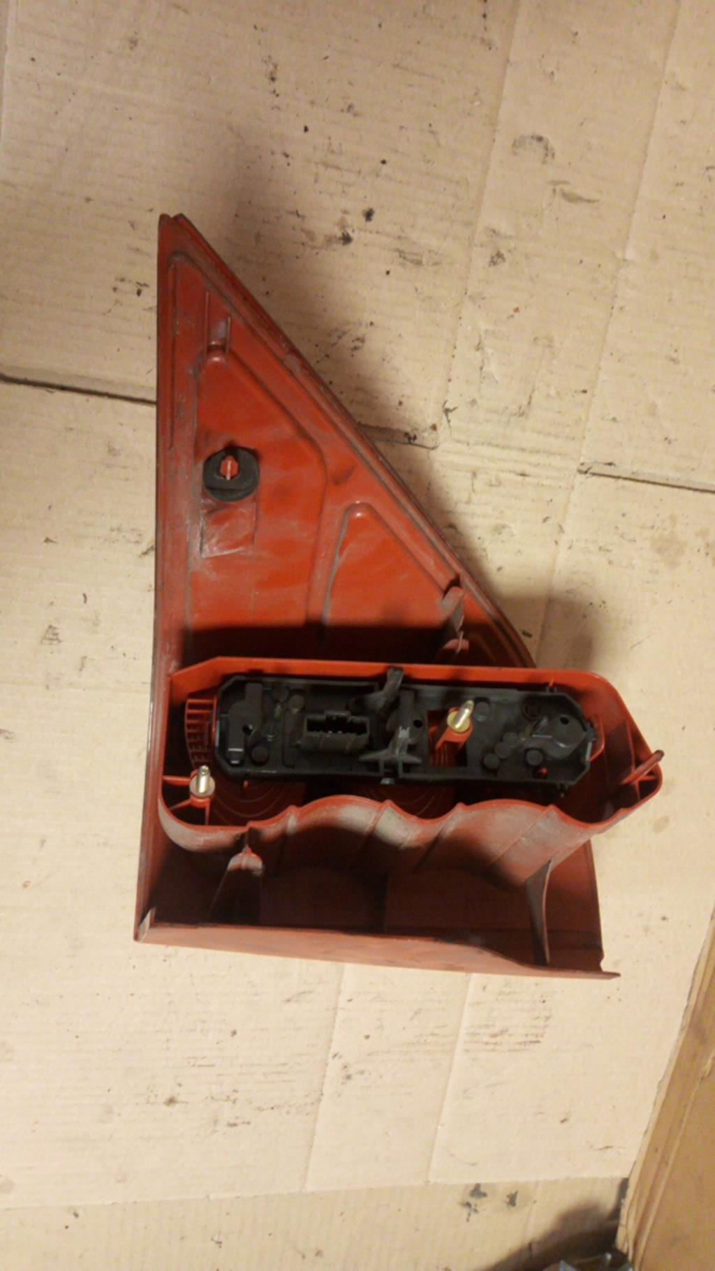 Fanale posteriore principale sinistro (luci) PEUGEOT 1007 Gasolina - 1