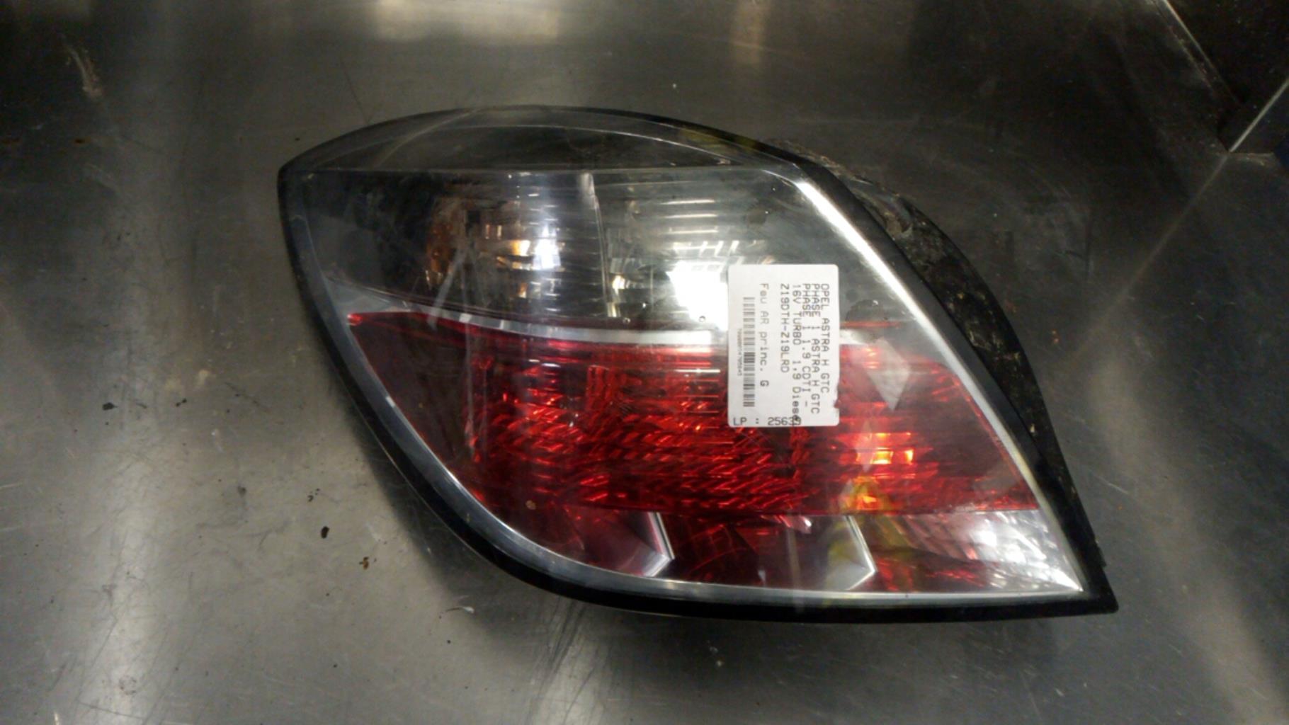 Fanale posteriore principale sinistro (luci) OPEL ASTRA H GTC PHASE 1 Diésel - 1