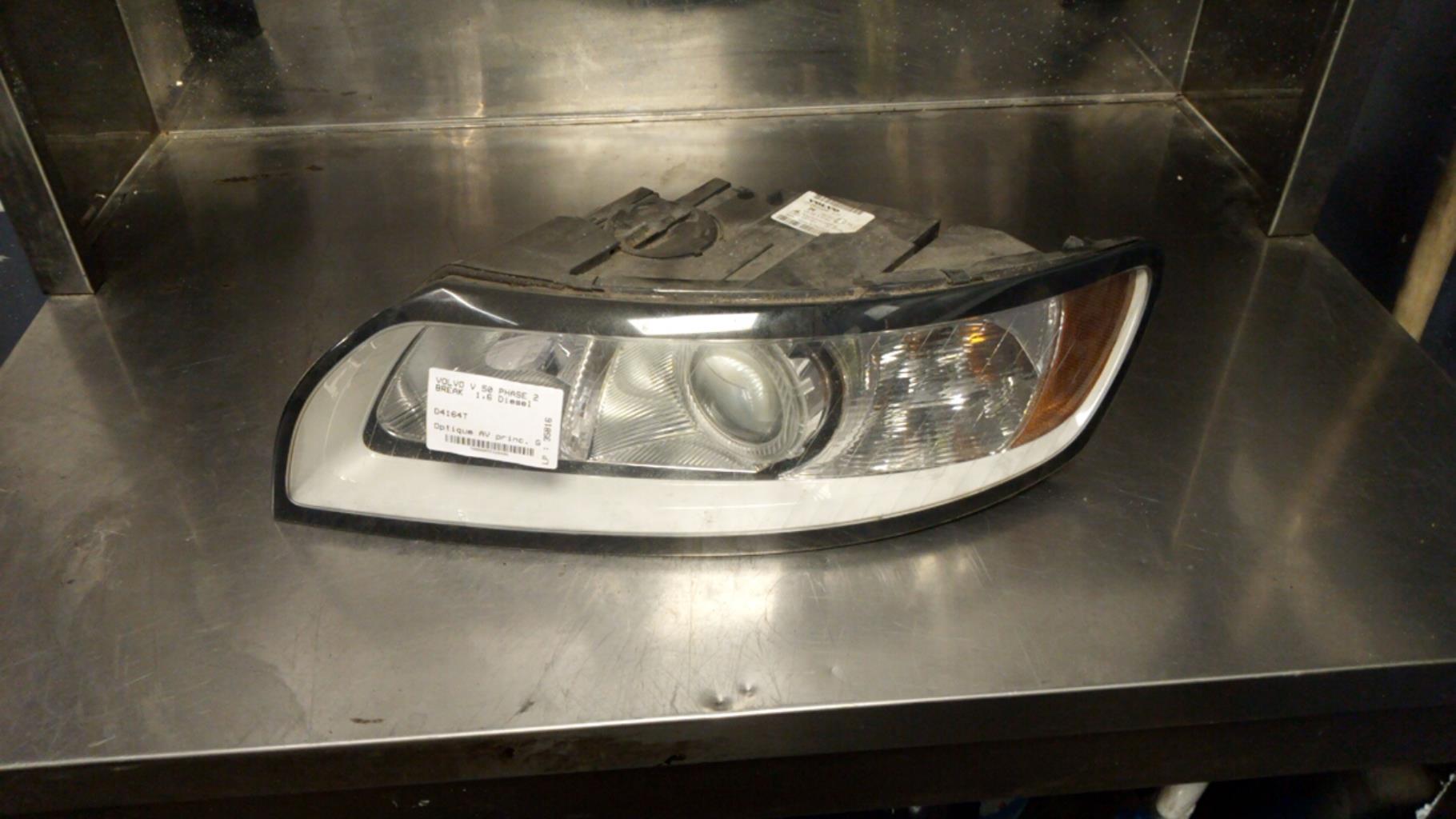 Gruppo ottico anteriore principale sinistro (luci)(faro) VOLVO V 50 PHASE 2 BREAK Diésel - 1