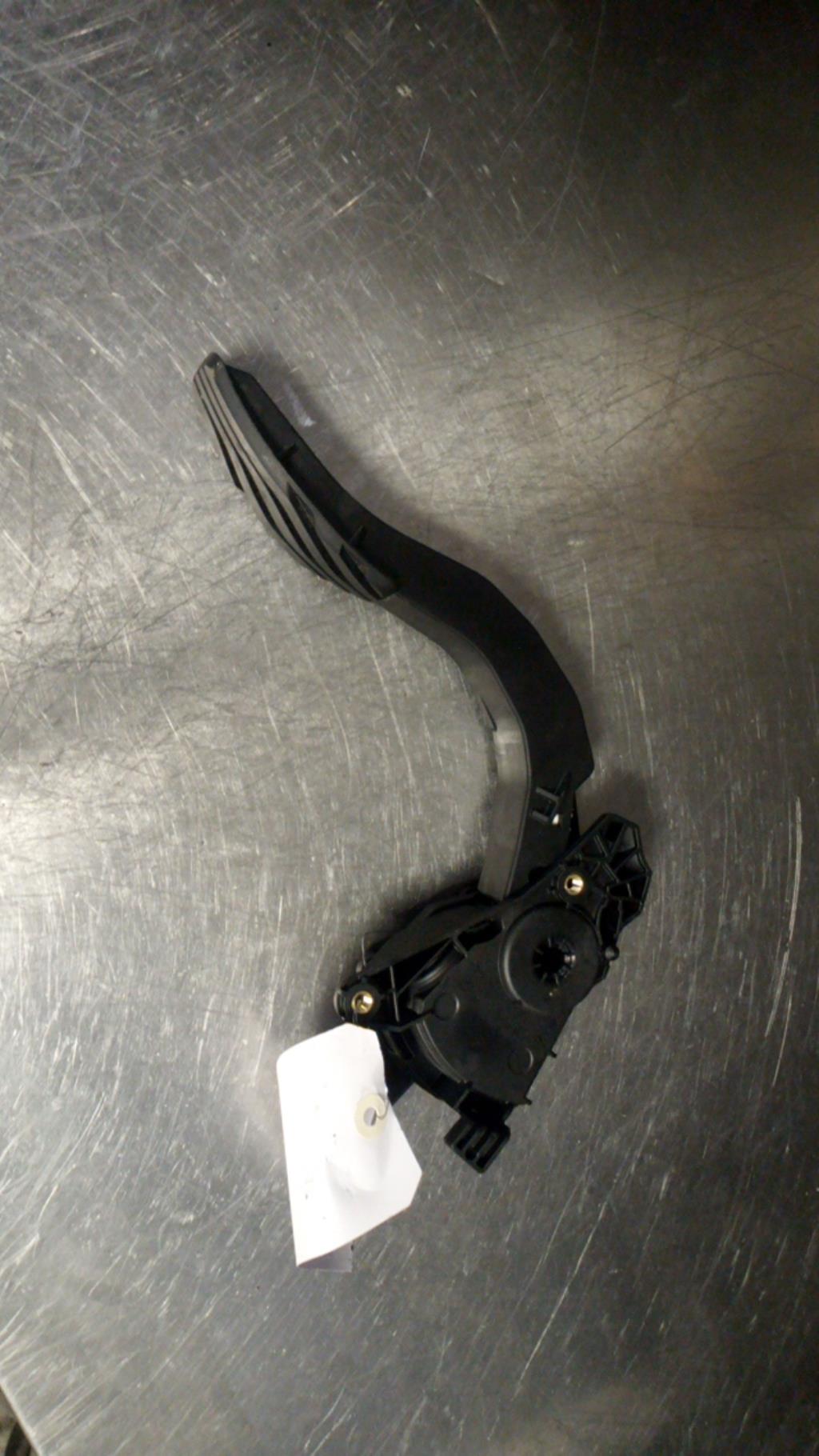 Pedale acceleratore RENAULT CAPTUR 2 Gasolina - 1