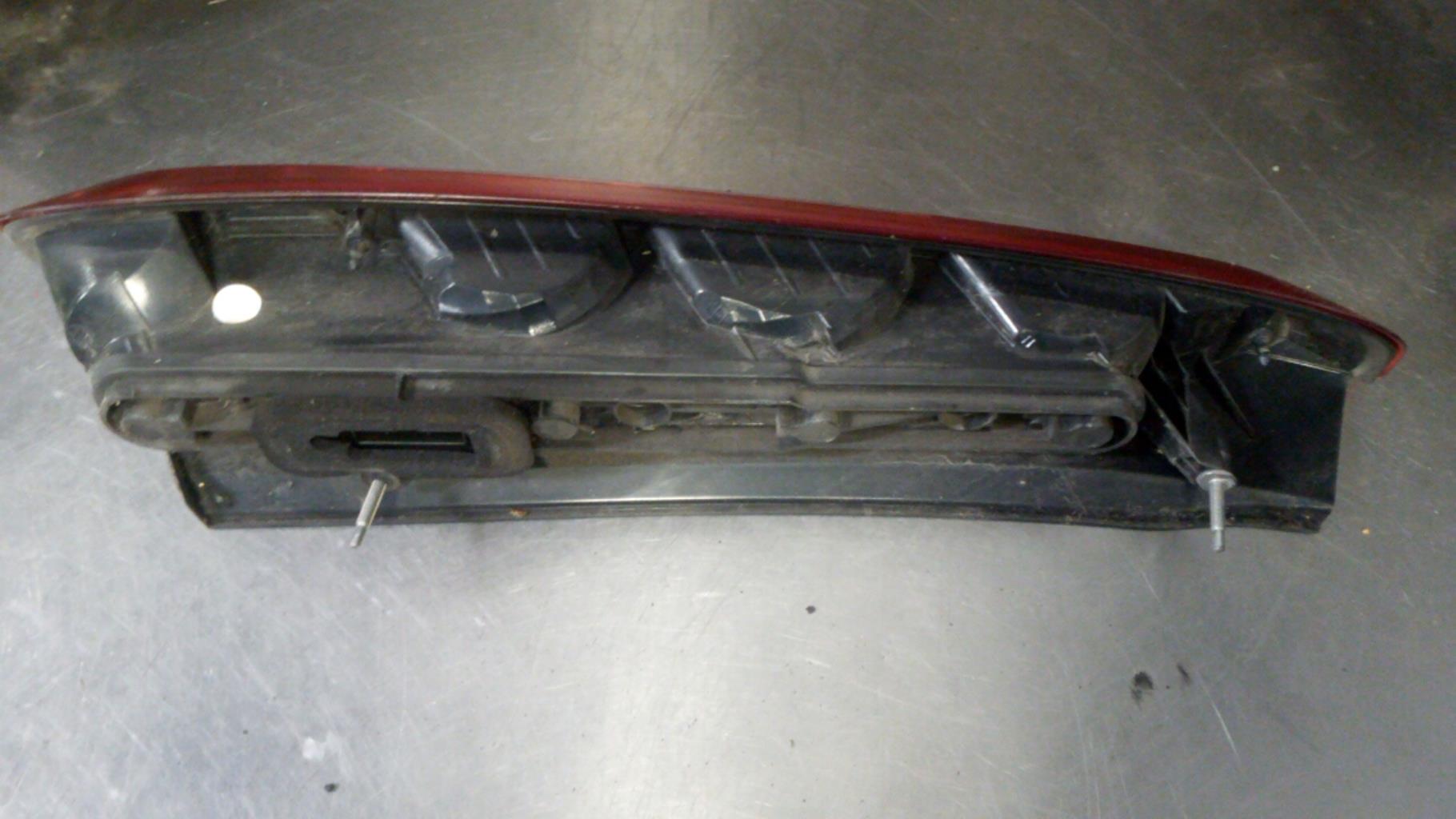 Fanale posteriore principale destro (luci) FORD C-MAX 1 PHASE 2 Diésel - 1