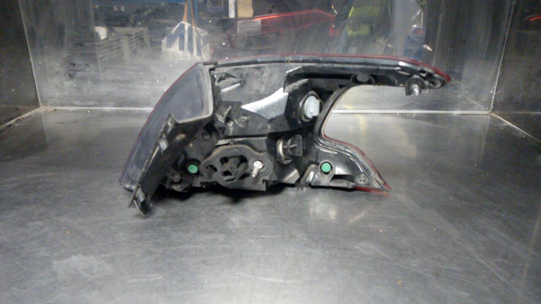 Fanale posteriore principale sinistro (luci) PEUGEOT 308 2 PHASE 1 Gasolina - 1