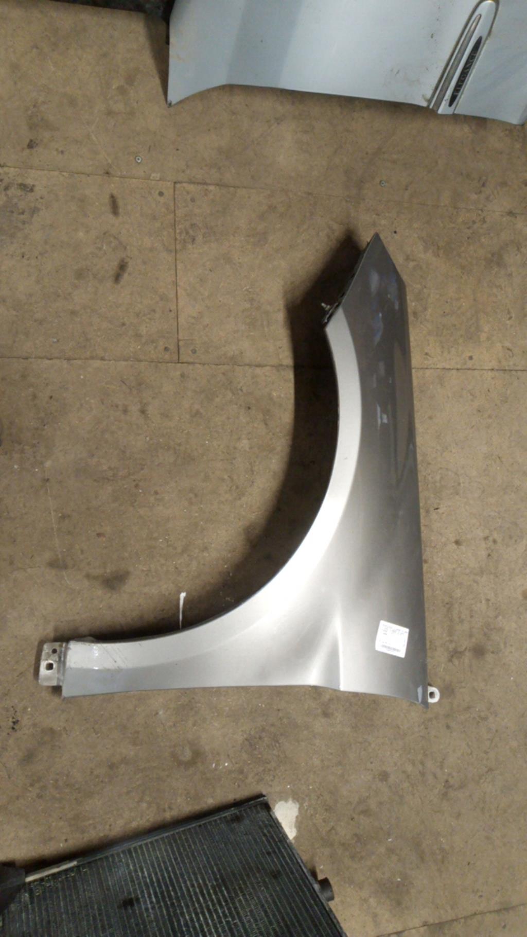 Parafango anteriore sinistro MERCEDES CLASSE B 245 PHASE 1 Diésel - 1