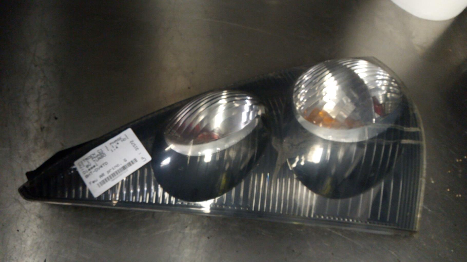Fanale posteriore principale sinistro (luci) CITROEN C1 1 PHASE 1 Diésel - 1