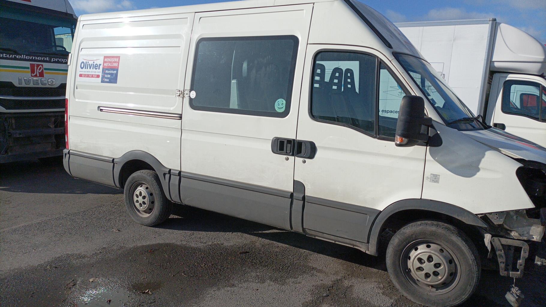 Porte avant gauche IVECO DAILY 5 Diesel - 1