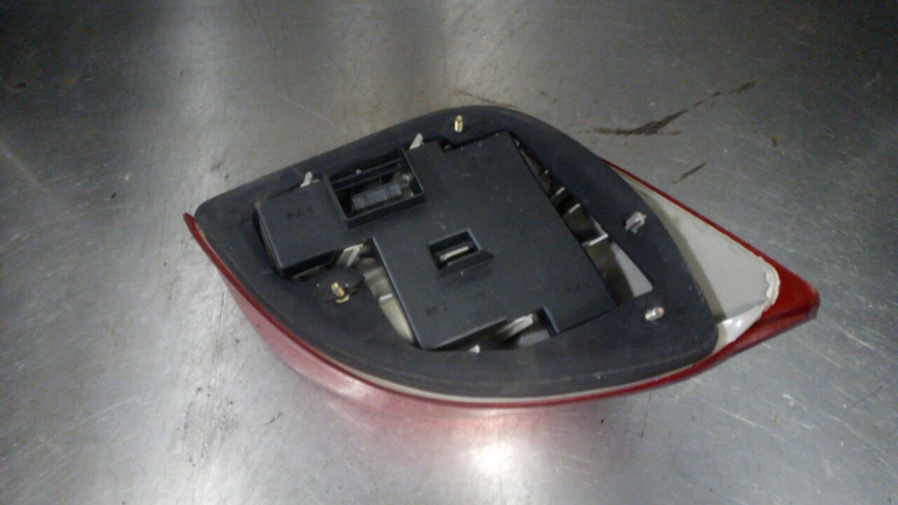 Fanale posteriore principale destro (luci) FORD FIESTA 4 PHASE 1 Gasolina - 1