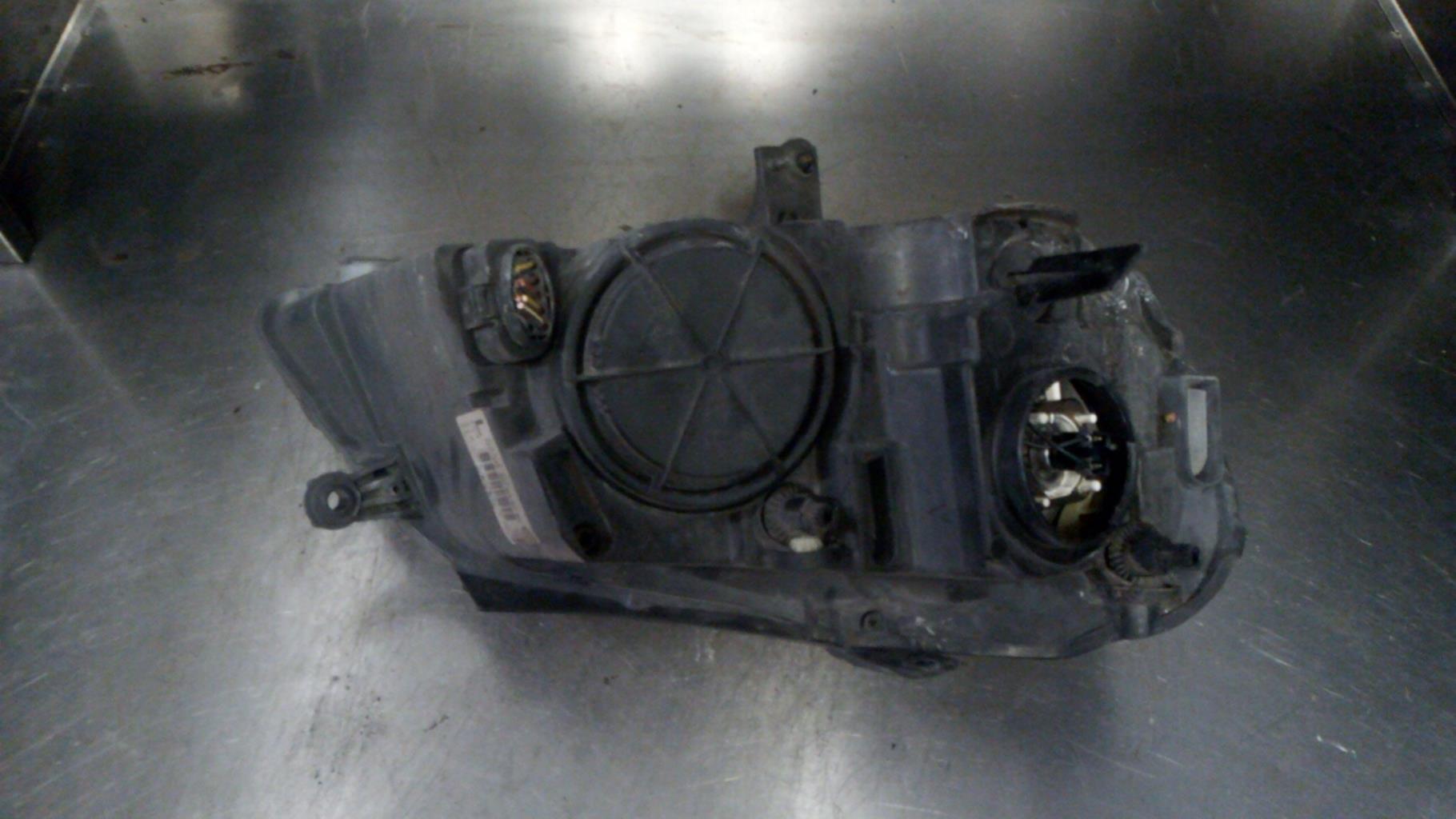 Gruppo ottico anteriore principale sinistro (luci)(faro) VOLKSWAGEN POLO 4 PHASE 2 Diésel - 1