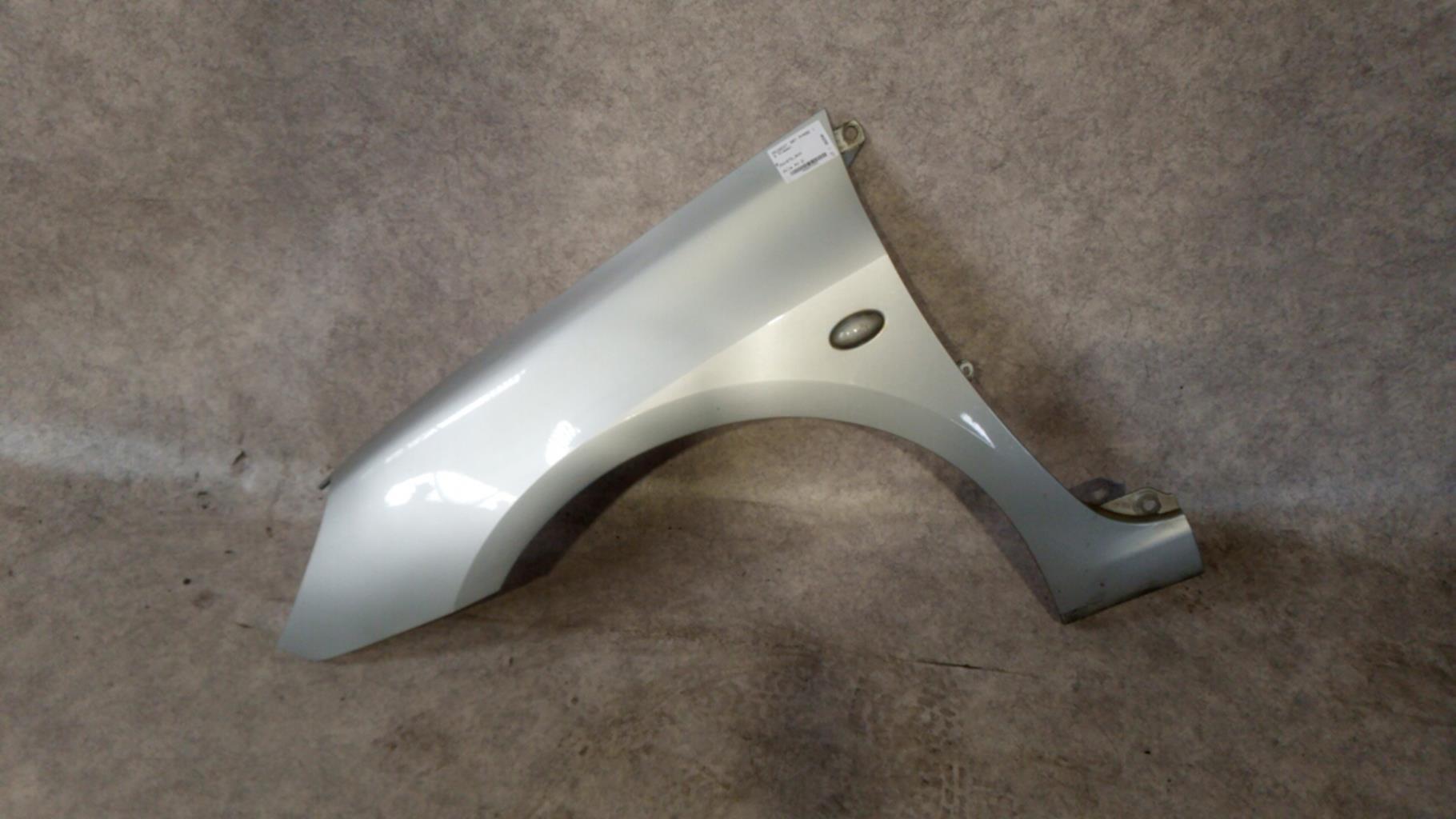 Parafango anteriore sinistro PEUGEOT 307 PHASE 1 Diésel - 1
