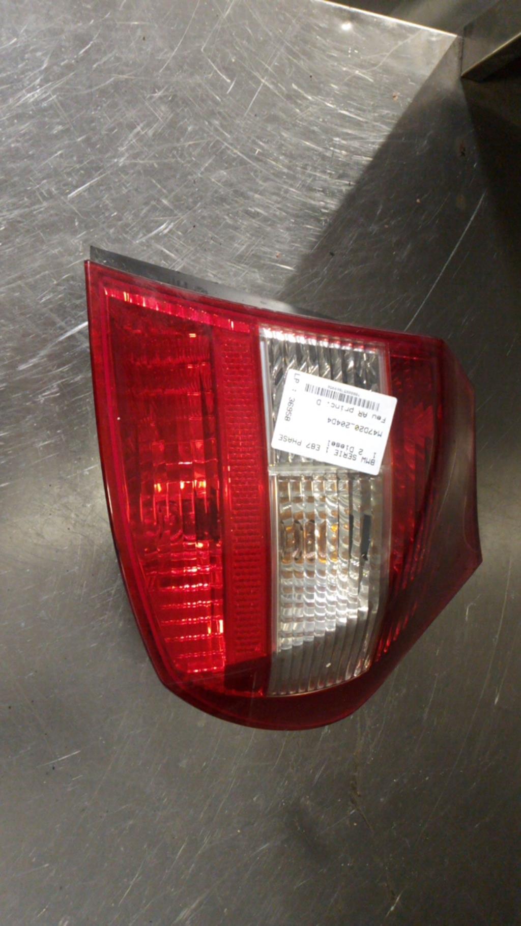Fanale posteriore principale destro (luci) BMW SERIE 1 E87 PHASE 1 Diésel - 1