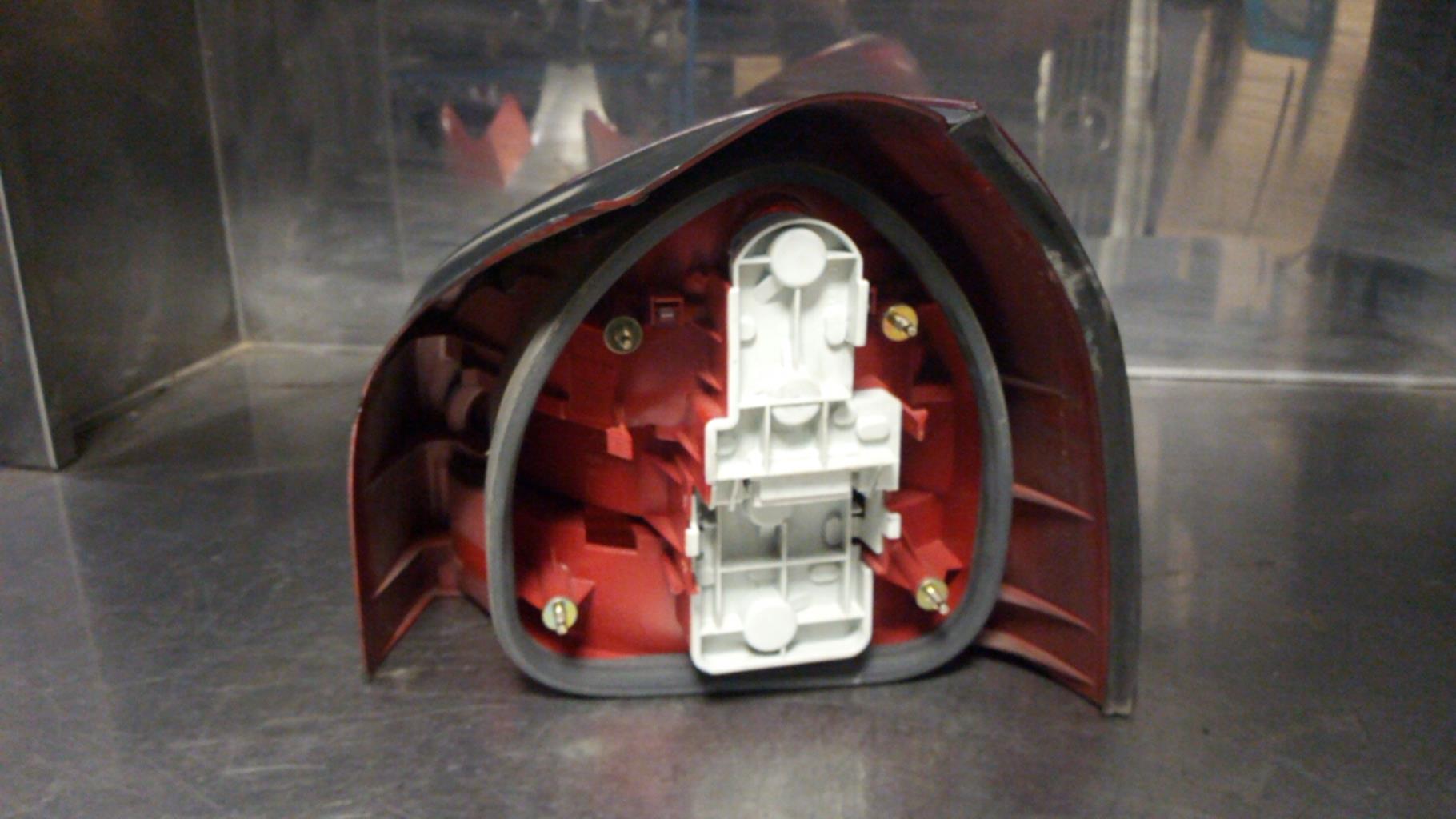 Fanale posteriore principale sinistro (luci) AUDI A3 1 PHASE 1 Diésel - 1