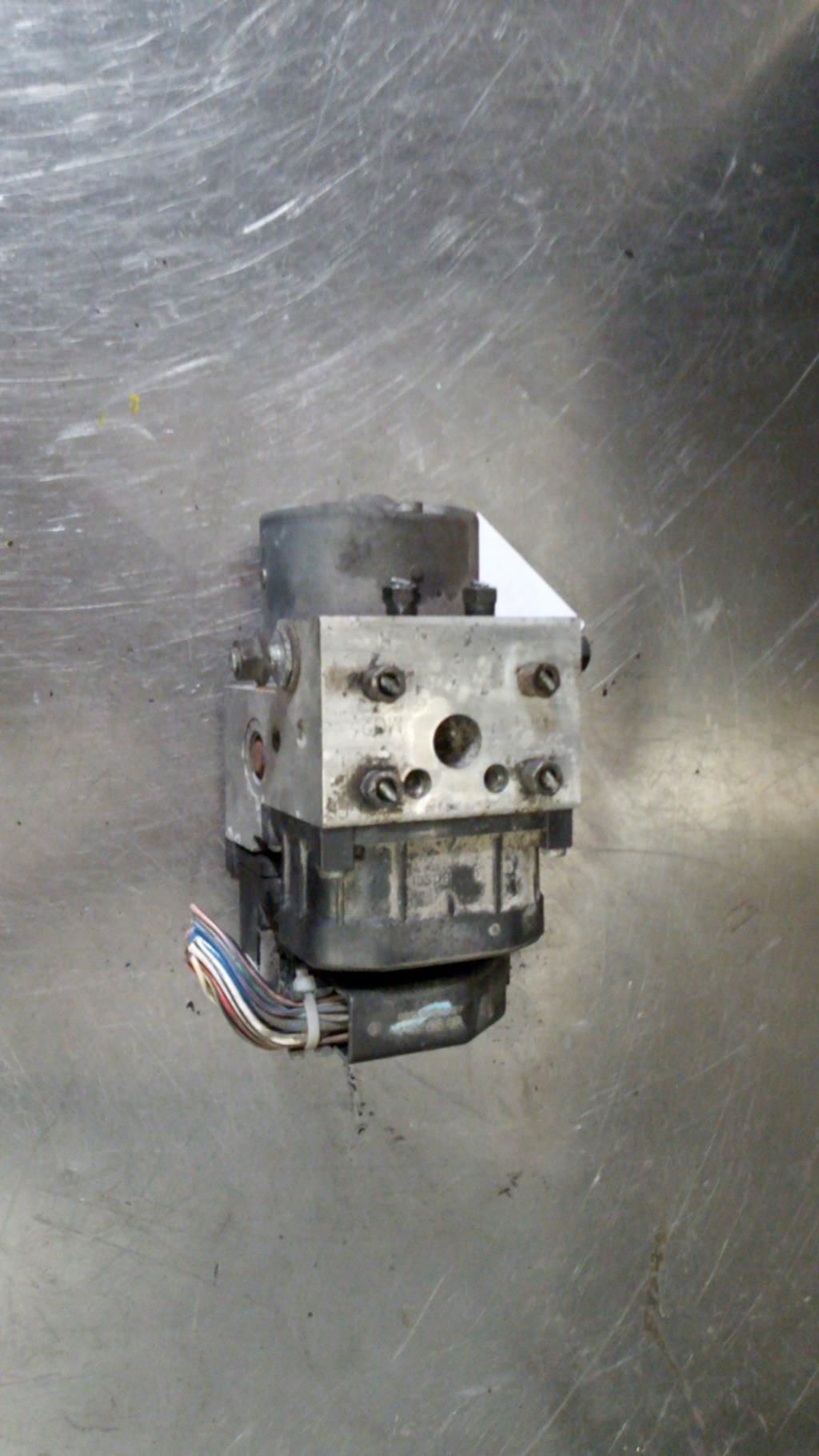 Blocco ABS (antibloccaggio freni) TOYOTA COROLLA 10 PHASE 2 Diésel - 1