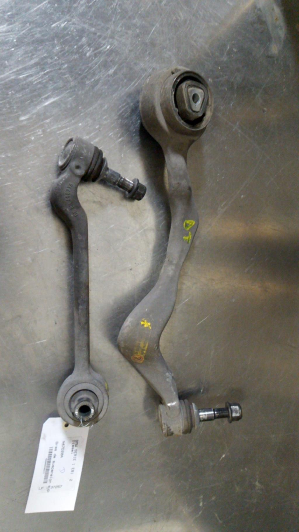 Braccio sospensione anteriore destro superiore BMW SERIE 1 E81 Diésel - 1