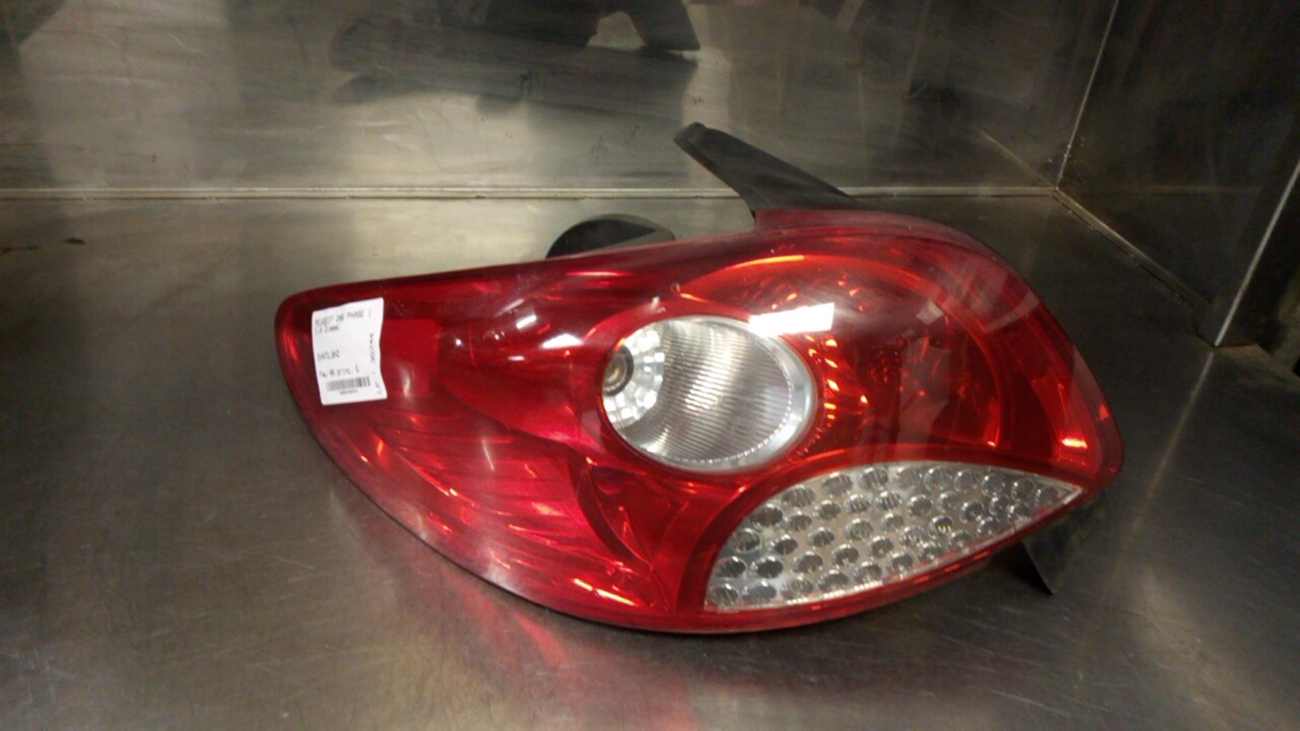 Fanale posteriore principale sinistro (luci) PEUGEOT 206 PHASE 1 Diésel - 1