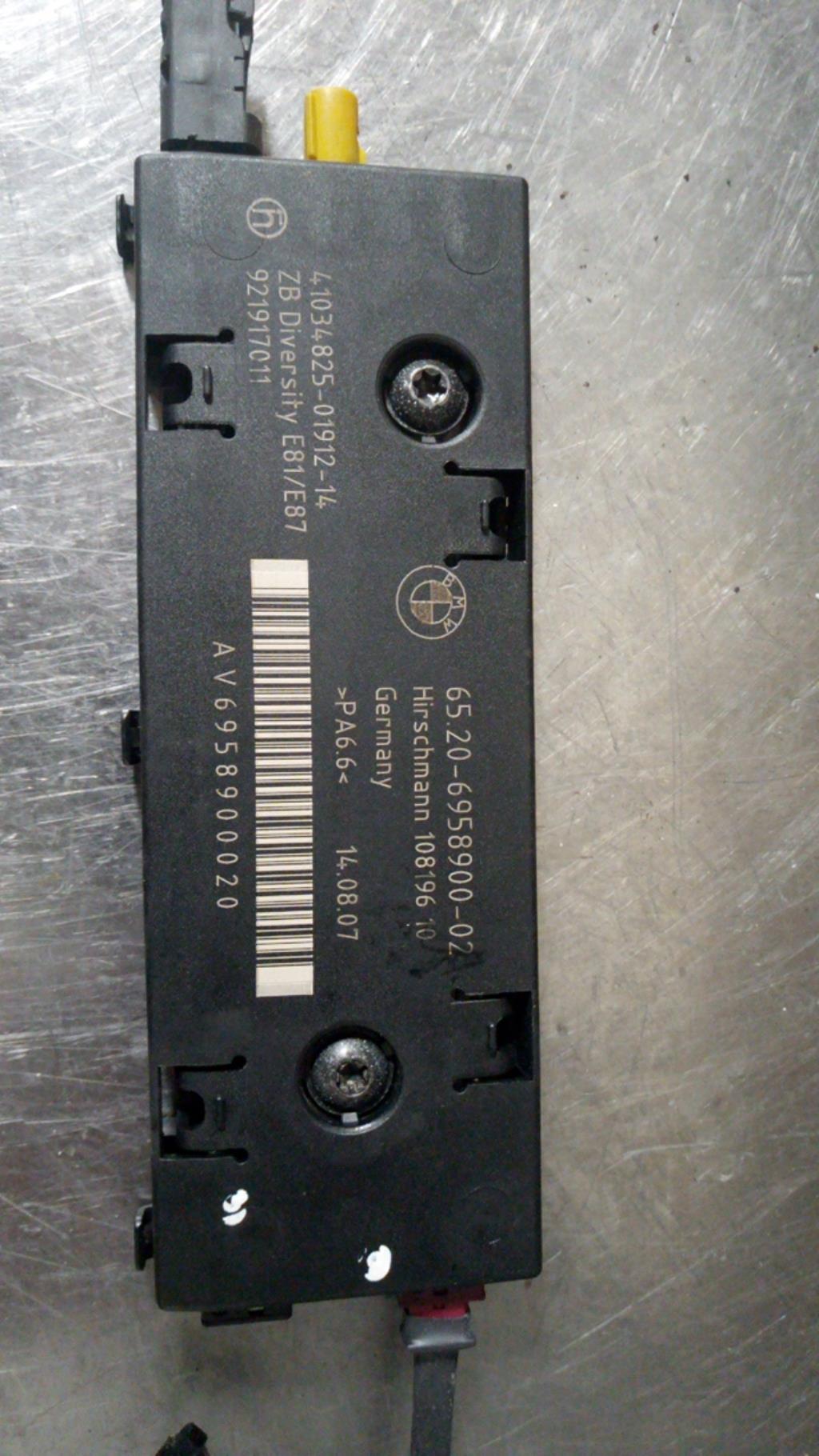 Luce stop centrale BMW SERIE 1 E81 Diésel - 1