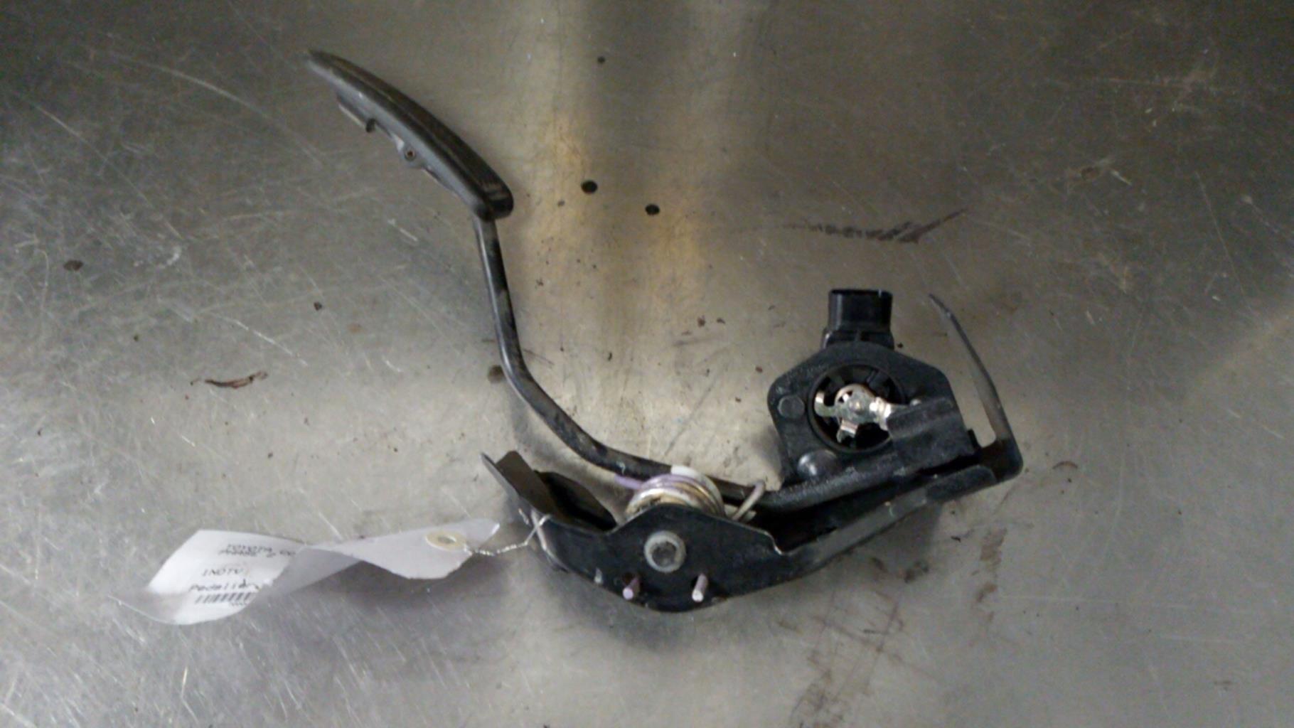 Pedale acceleratore TOYOTA COROLLA 10 PHASE 2 Diésel - 1