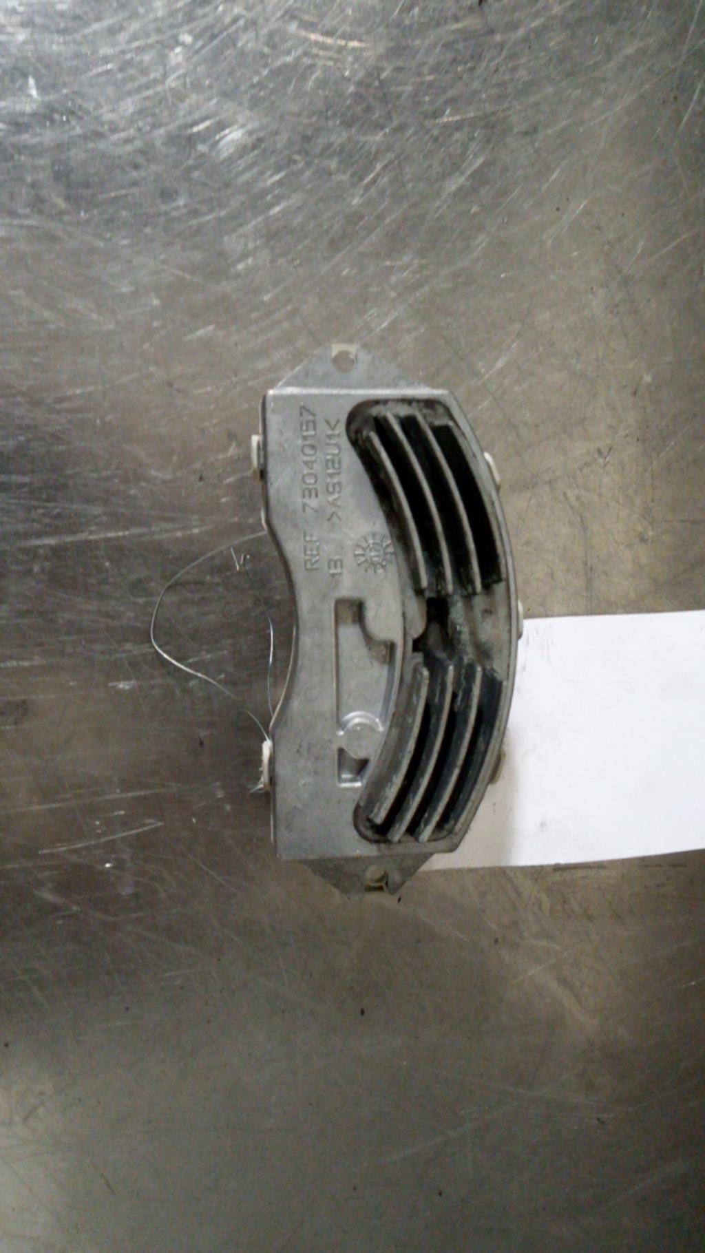 Resistance chauffage BMW SERIE 1 E81 Diesel - 1