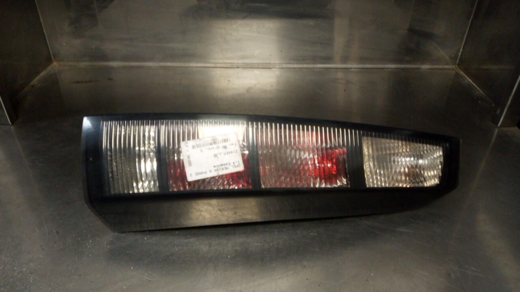 Fanale posteriore principale destro (luci) OPEL MERIVA A PHASE 2 Gasolina - 1