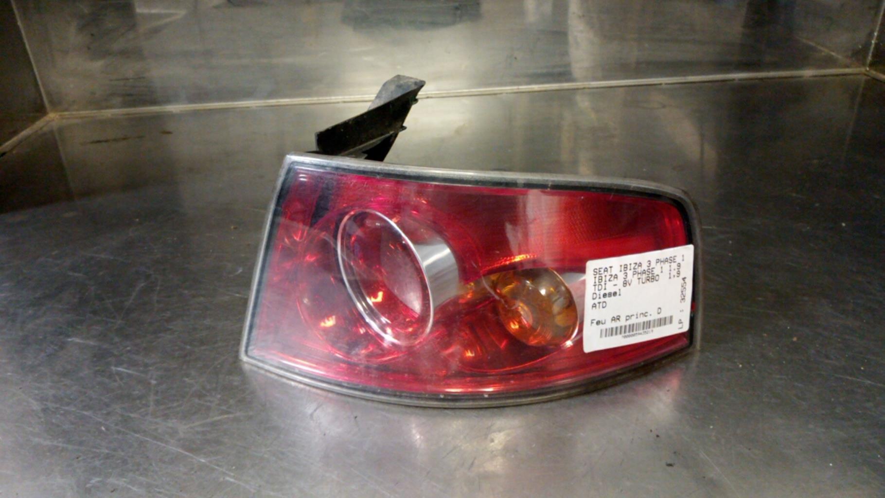 Fanale posteriore principale destro (luci) SEAT IBIZA 3 PHASE 1 Diésel - 1