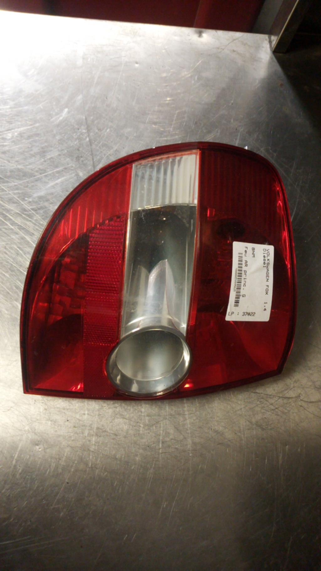 Fanale posteriore principale sinistro (luci) VOLKSWAGEN FOX Diésel - 1