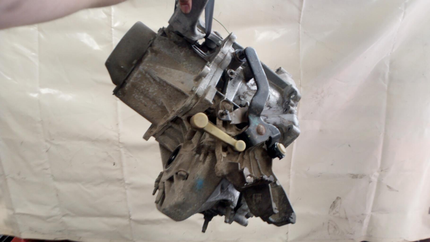 Boite de vitesses PEUGEOT 407 PHASE 1 Diesel - 1