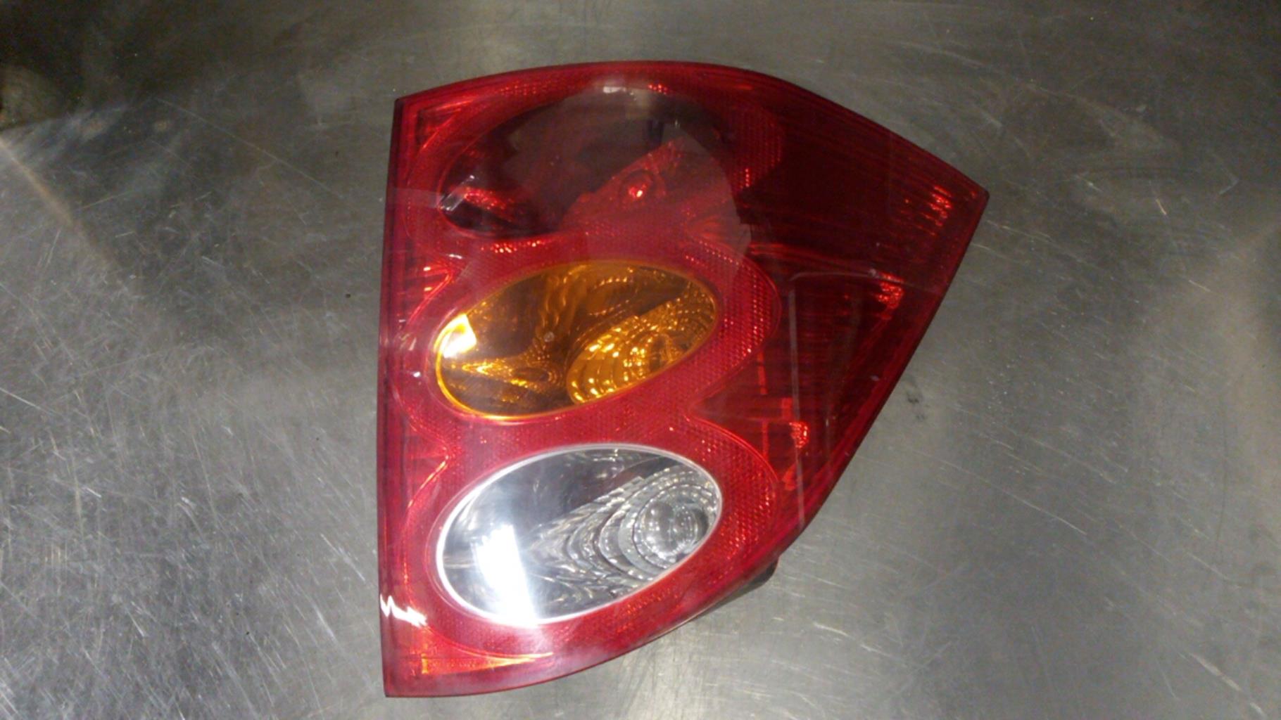 Fanale posteriore principale destro (luci) PEUGEOT 1007 Diésel - 1