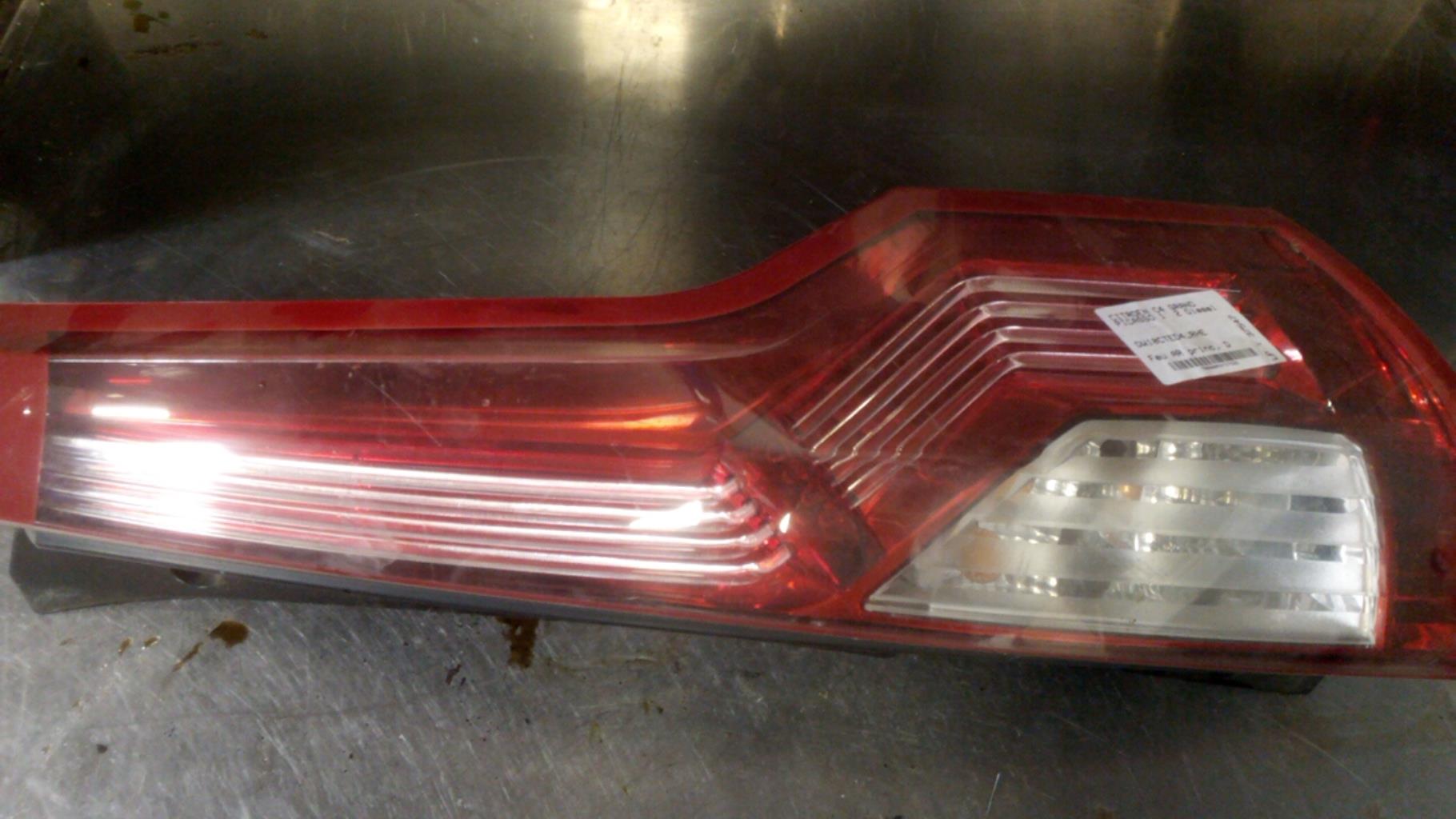 Fanale posteriore principale destro (luci) CITROEN C4 GRAND PICASSO 1 Diésel - 1