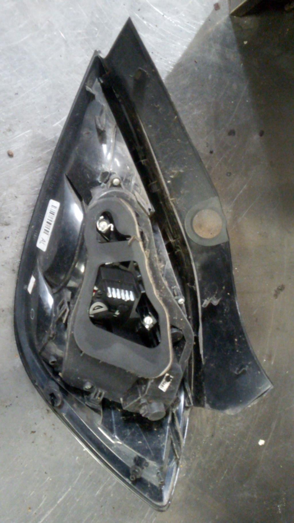 Fanale posteriore principale sinistro (luci) OPEL ASTRA H PHASE 2 Diésel - 1