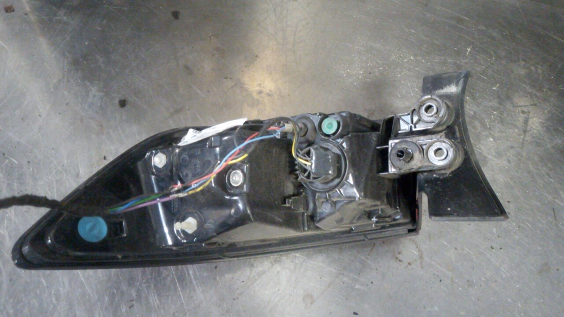 Fanale posteriore principale sinistro (luci) RENAULT CLIO 4 PHASE 1 Gasolina - 1