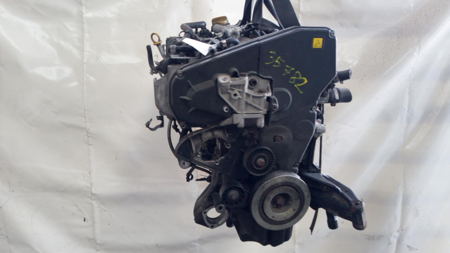 Moteur ALFA ROMEO GT COUPE Diesel - 1