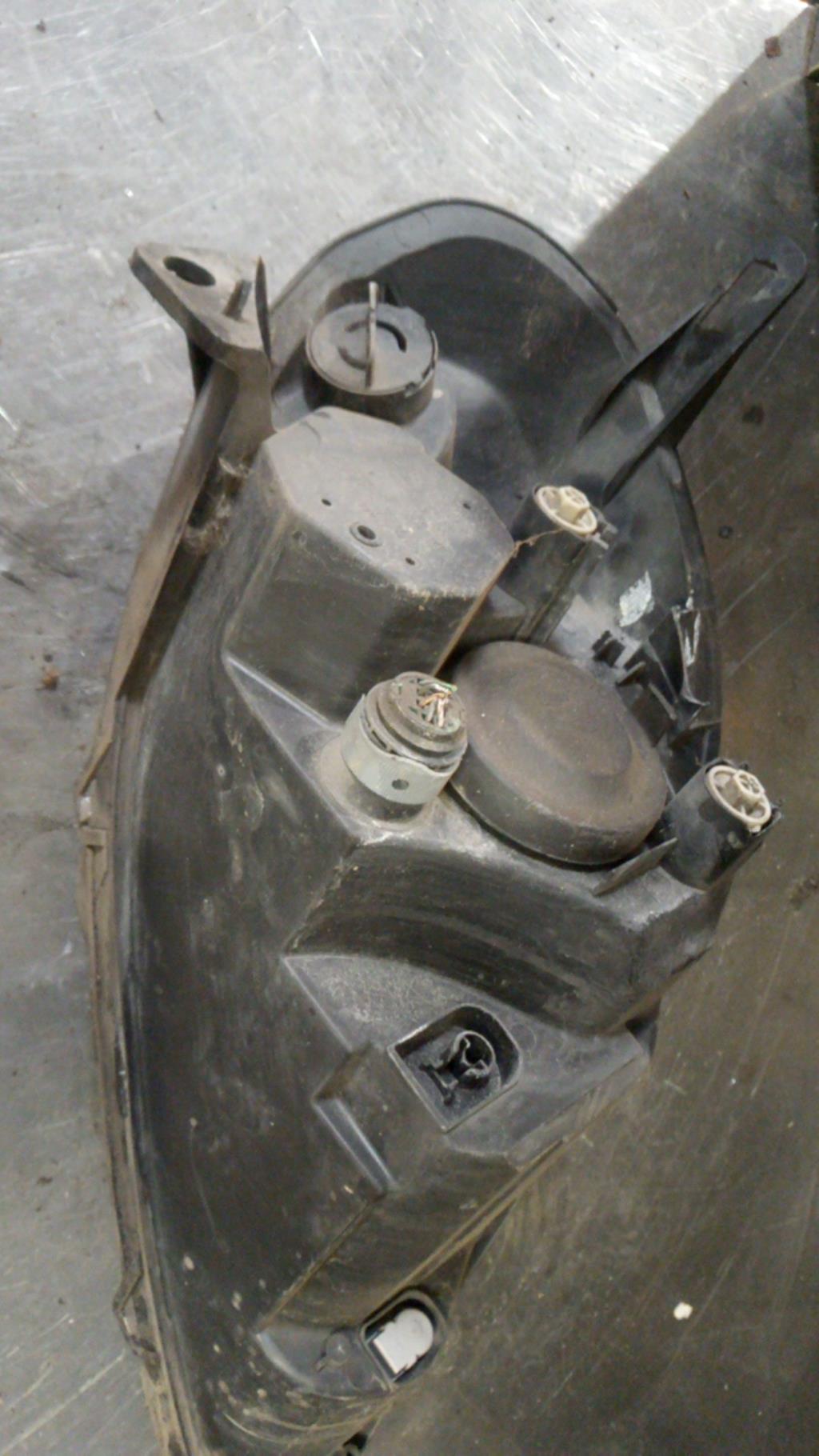 Gruppo ottico anteriore principale sinistro (luci)(faro) FIAT GRANDE PUNTO Diésel - 1