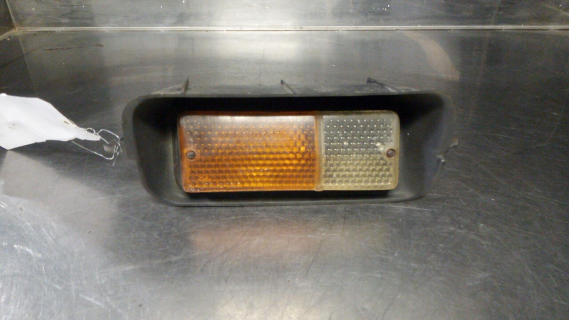 Ripetitore lampeggiante anteriore sinistro (Luci) LADA NIVA PHASE 2  - 1