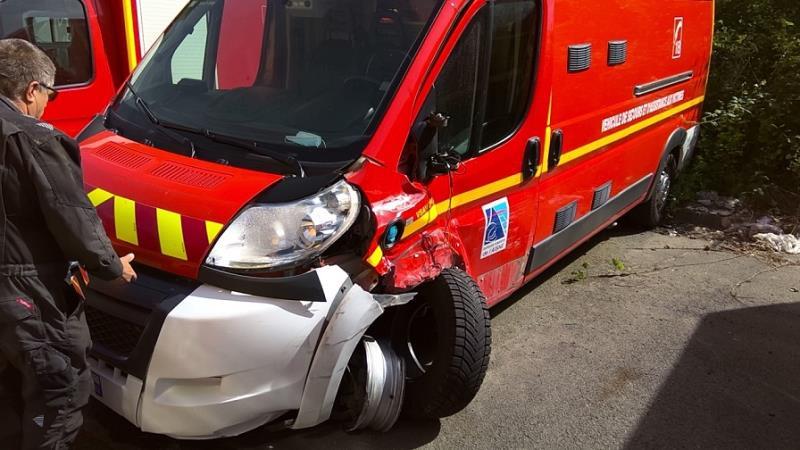 Pare choc arriere CITROEN JUMPER 3 PHASE 1 Diesel - 1