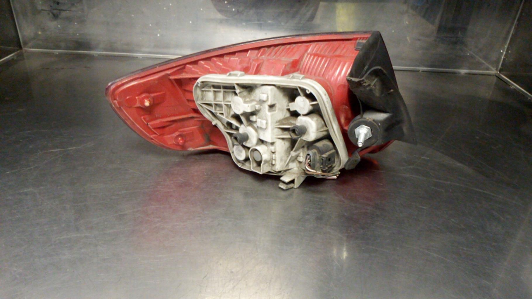 Fanale posteriore principale destro (luci) AUDI A3 2 SPORTBACK PHASE 1 Diésel - 1