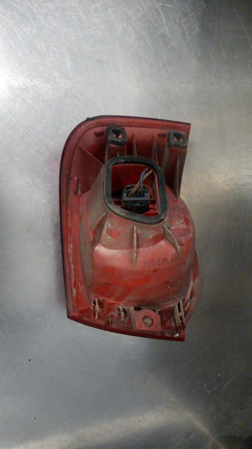 Fanale posteriore principale destro (luci) VOLKSWAGEN PASSAT 5  - 1