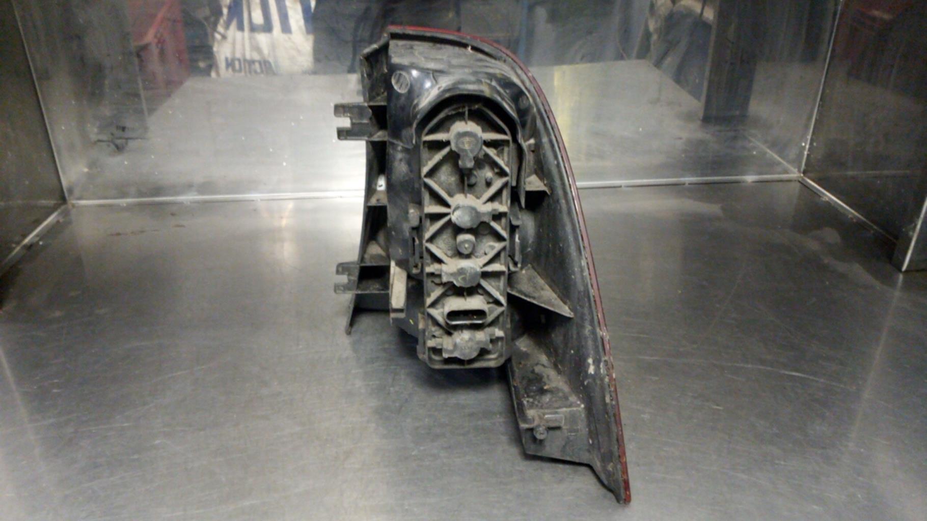 Fanale posteriore principale sinistro (luci) MERCEDES CLASSE M 163 PHASE 1 Diésel - 1