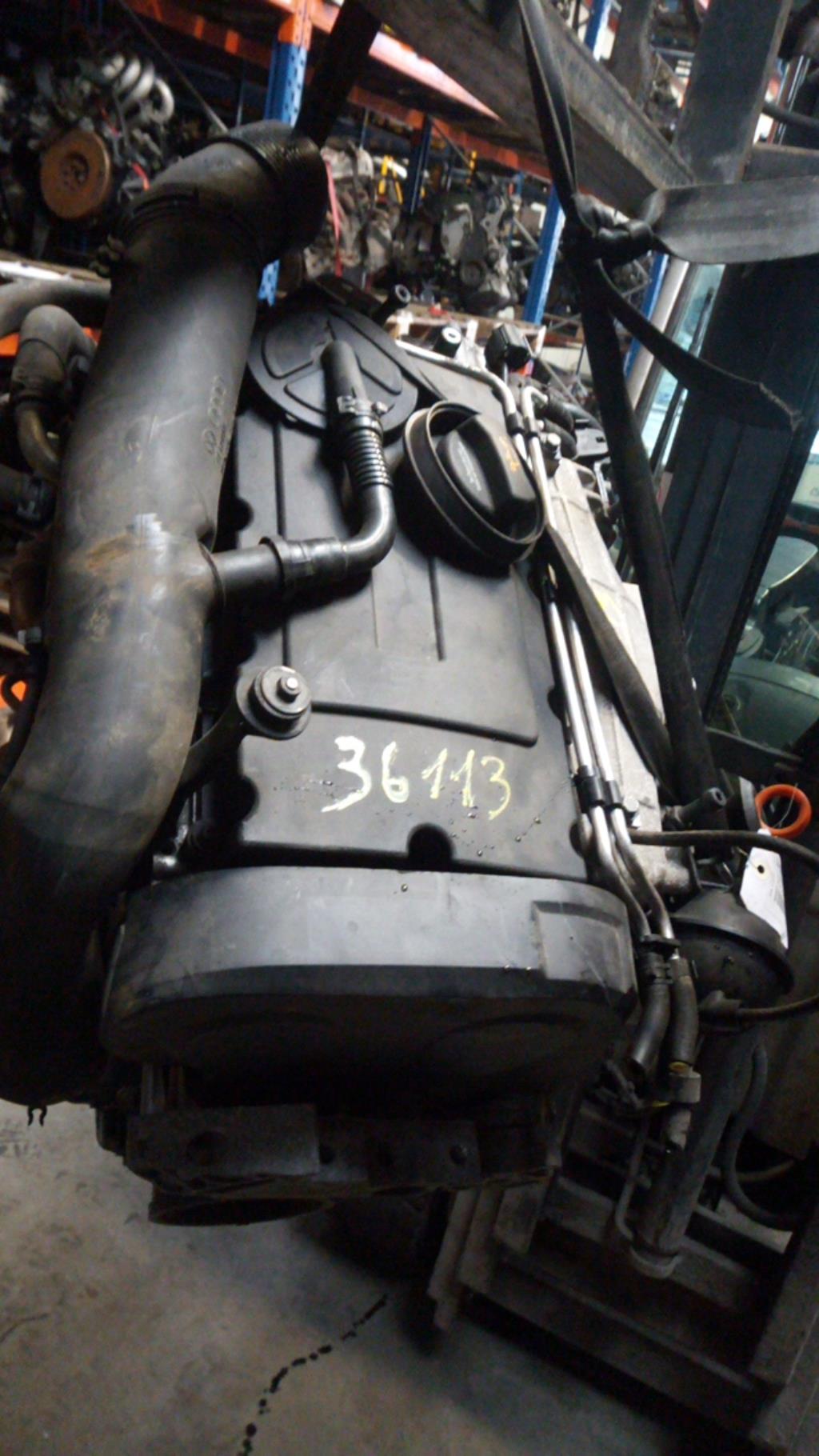 Moteur VOLKSWAGEN PASSAT 5  - 1