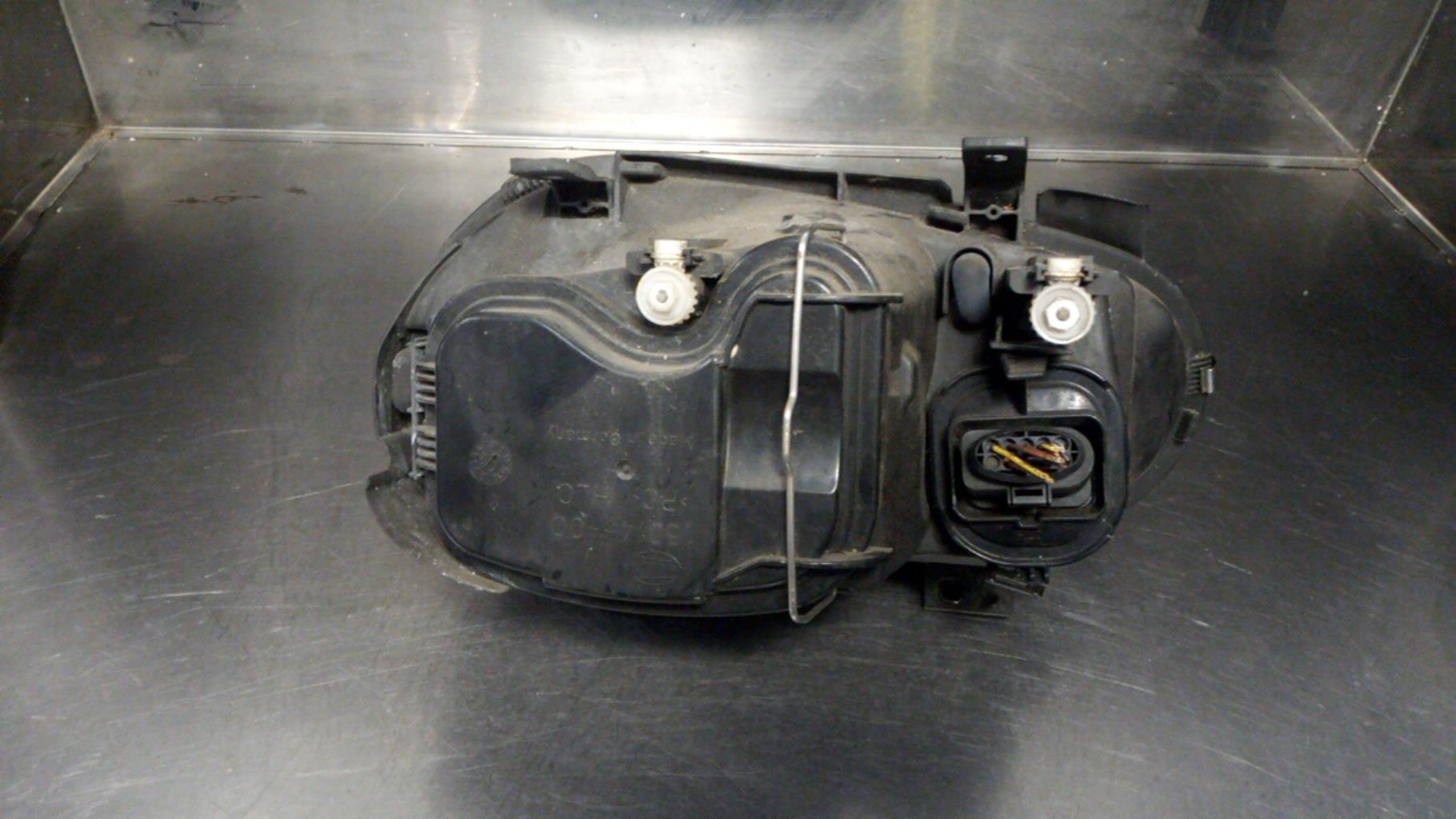 Gruppo ottico anteriore principale sinistro (luci)(faro) VOLKSWAGEN GOLF 4 Gasolina - 1