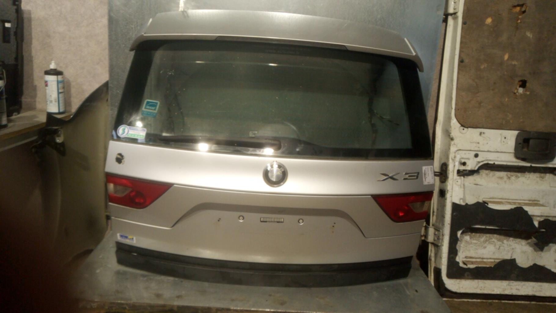 Malle/Hayon arriere BMW X3 E83 PHASE 1 Diesel - 1