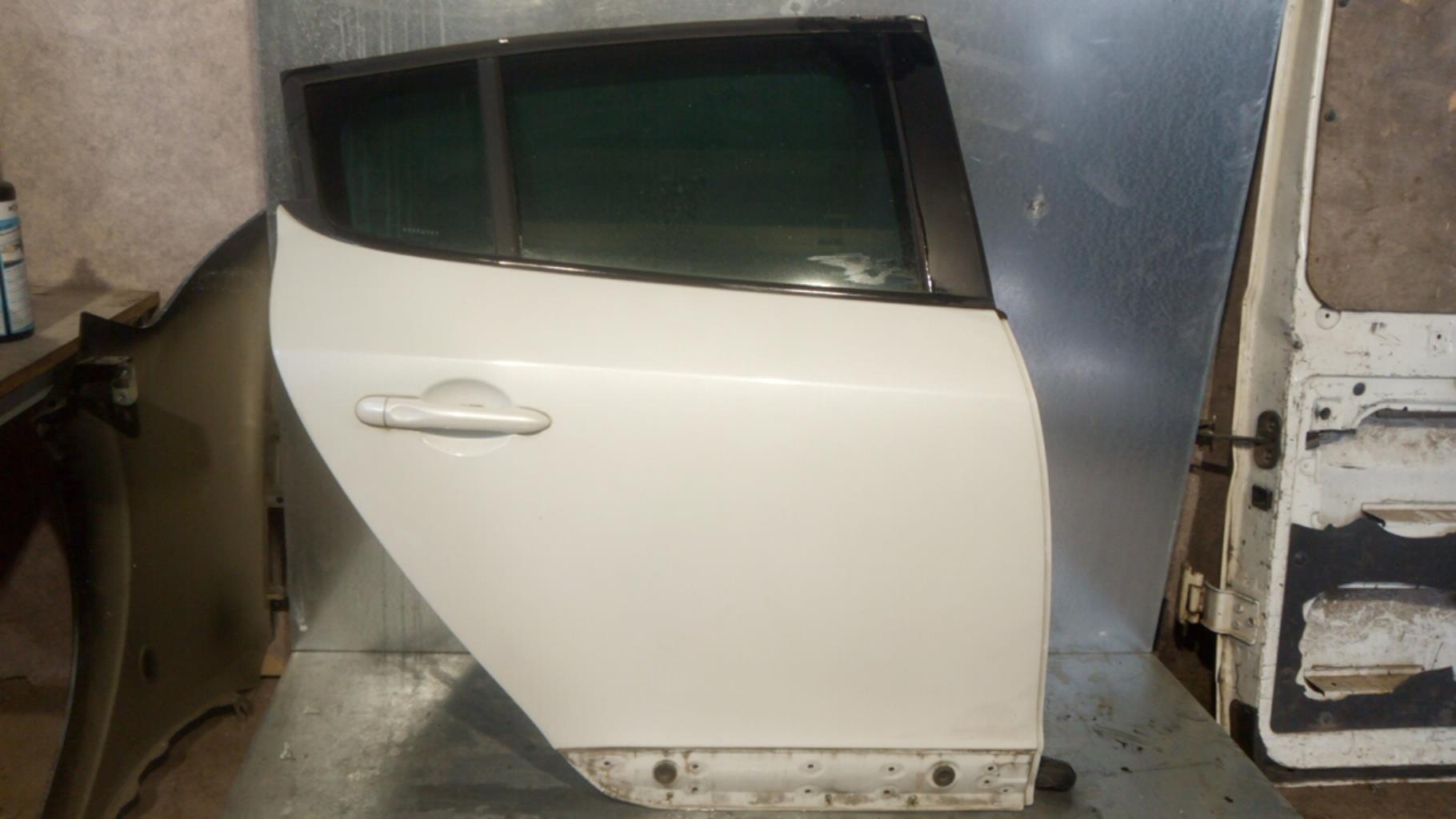 Porte arriere droit RENAULT MEGANE 3 PHASE 2 Diesel - 1