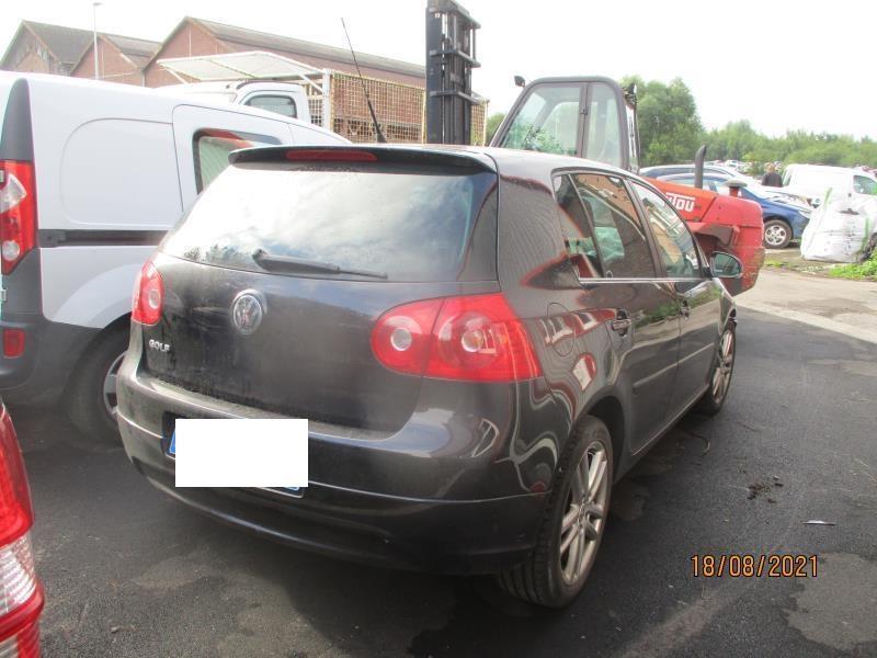Compresseur clim VOLKSWAGEN GOLF 5 Essence - 1