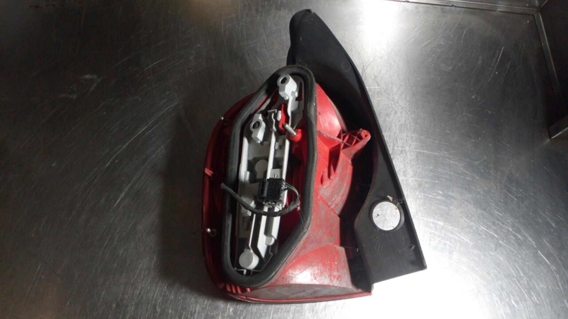 Fanale posteriore principale destro (luci) RENAULT MODUS PHASE 1 Diésel - 1