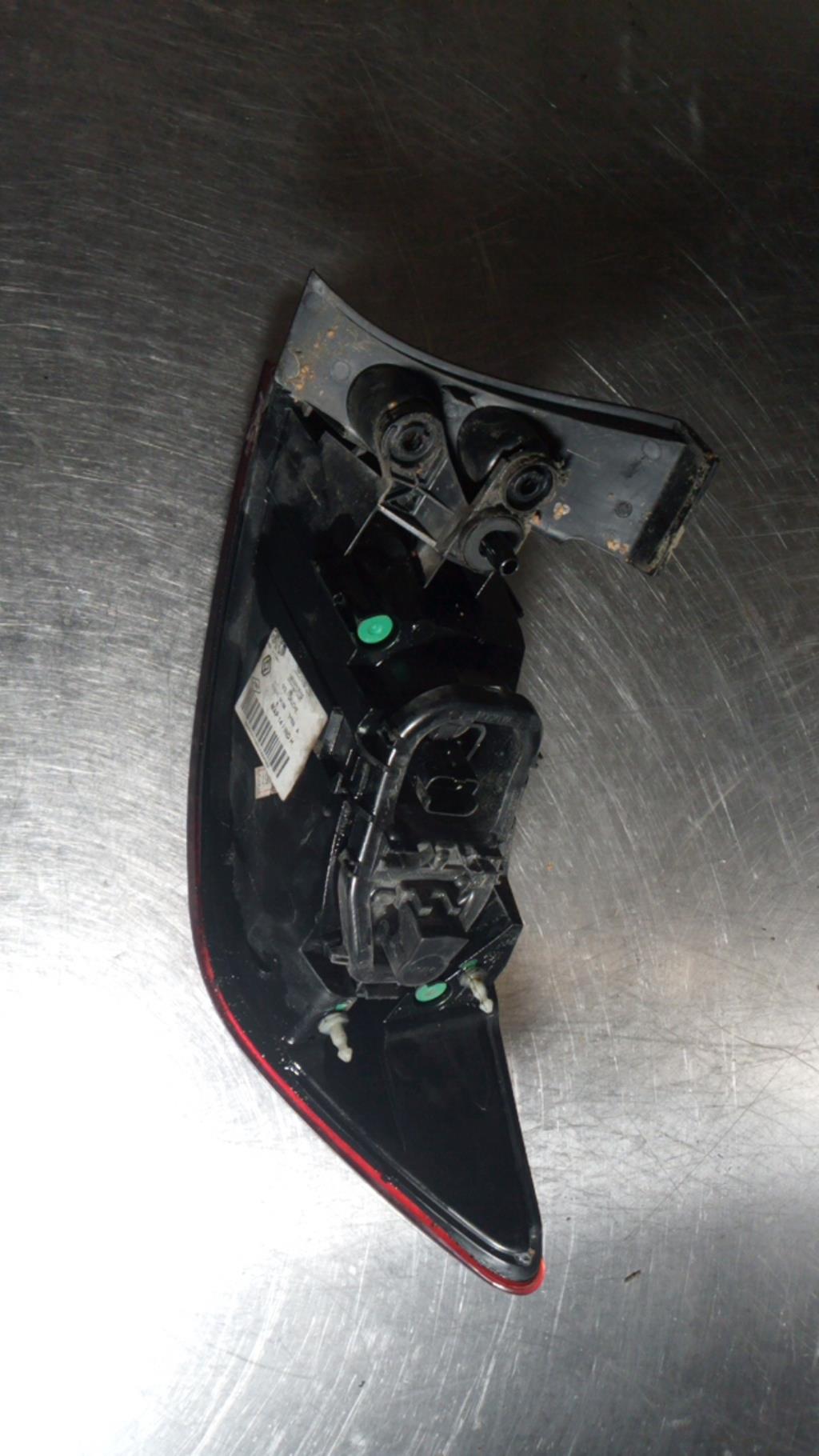 Fanale posteriore principale sinistro (luci) RENAULT CLIO 4 PHASE 2 Diésel - 1