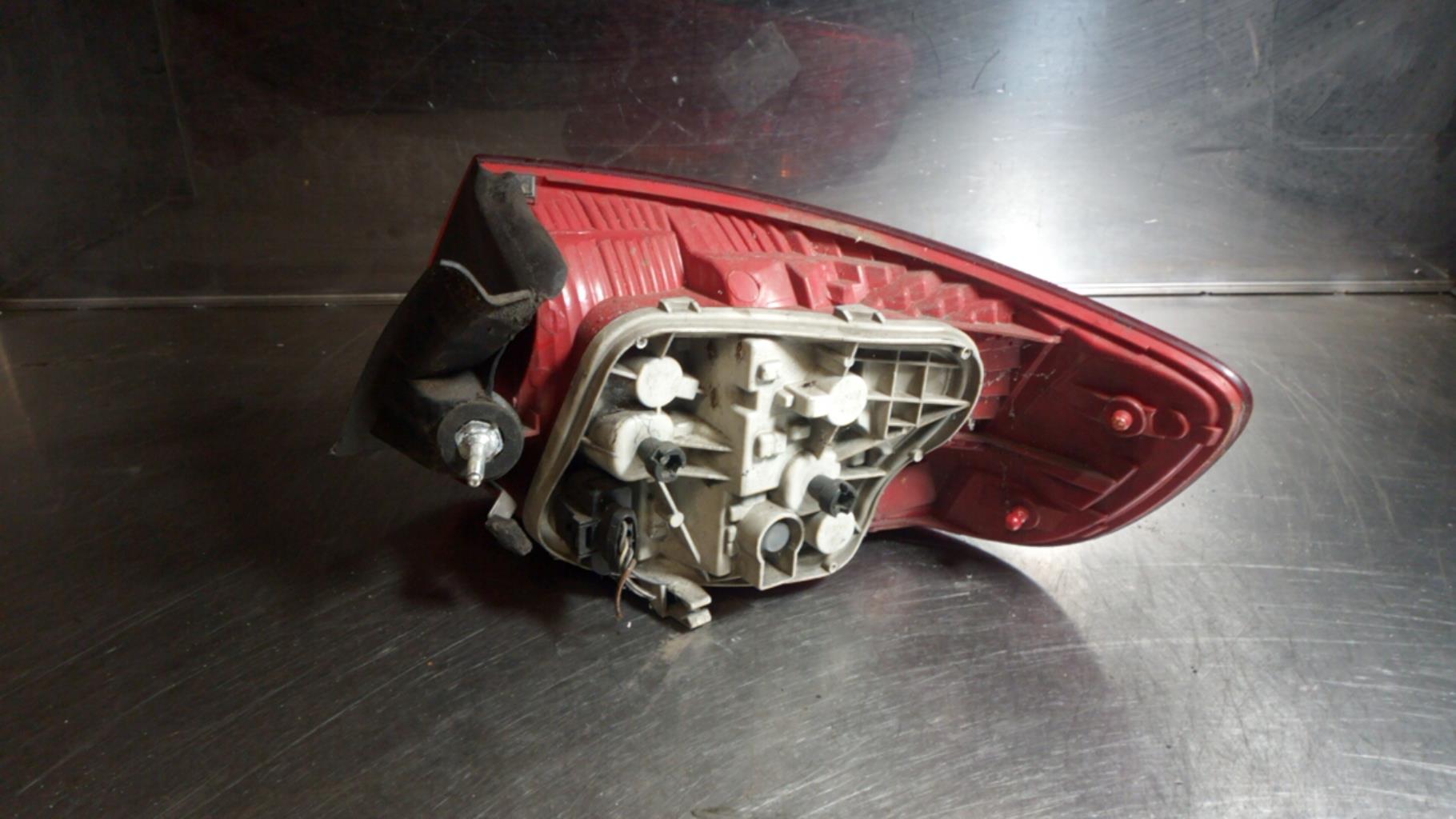 Fanale posteriore principale sinistro (luci) AUDI A3 2 SPORTBACK PHASE 1 Diésel - 1