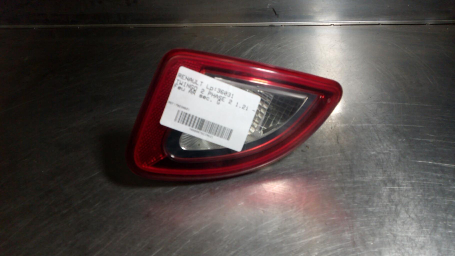 Feu arriere secondaire gauche (feux) RENAULT TWINGO 2 PHASE 2 Essence - 1