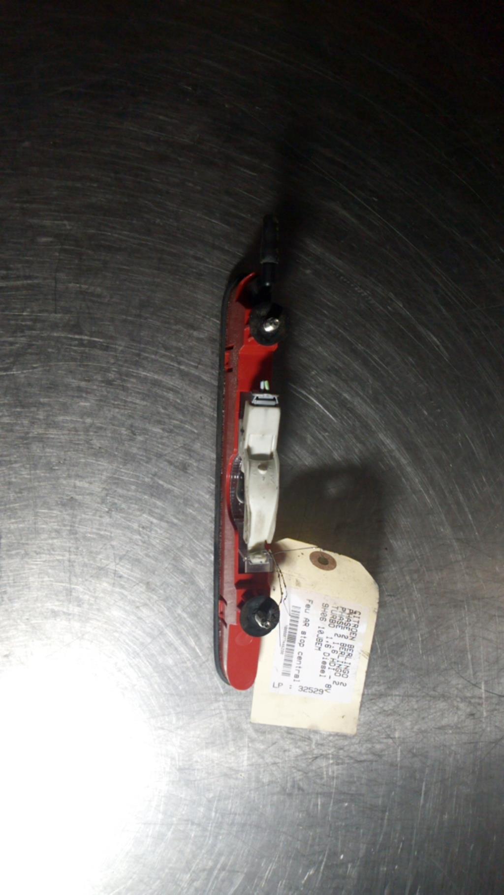 Luce stop centrale CITROEN BERLINGO 2 PHASE 2 Diésel - 1