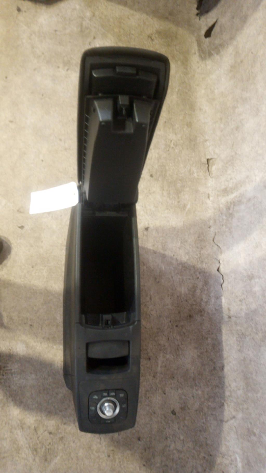 Consolle centrale (interno in plastica) RENAULT SCENIC 3  - 1